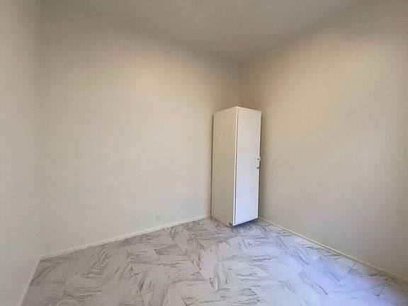 3rd image of 828 Grant Ave Unit 31