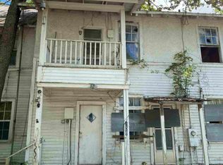 306 6th St, Chickasaw, AL 36611