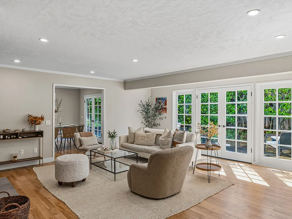 2865 Lasauen Rd