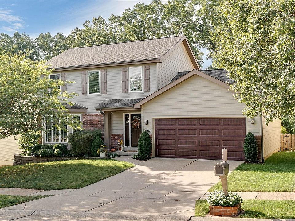 1st image of 232 Oakbriar Farm Dr