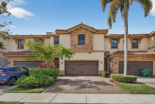 8435 Blue Cove Way Photo 1