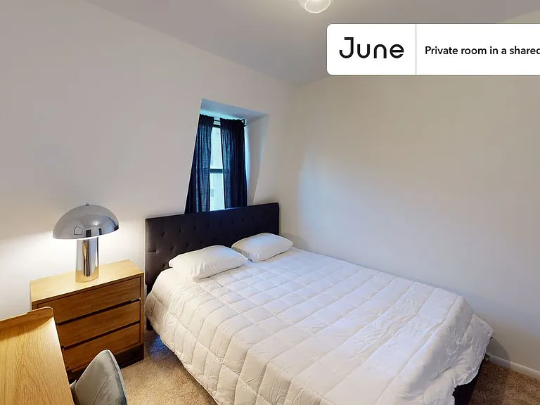 1107 1/2 M St NW #2C — Photo 1