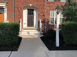 413 Old Farm Ln, Mechanicsburg, PA 17050