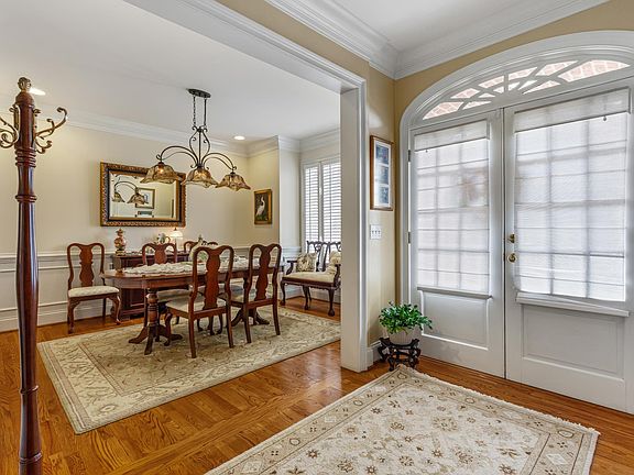 5th image of 1898 Lenox Dr NW