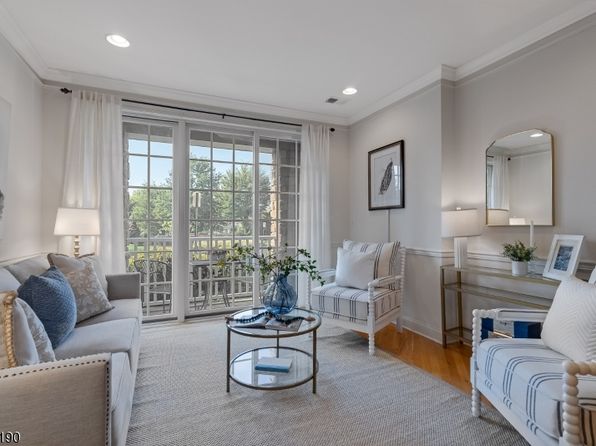 354 Victoria Dr #354