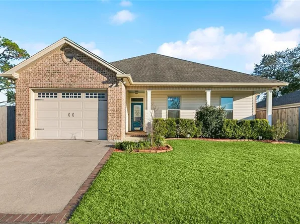3217 Lyndell Dr, Chalmette, LA 70043