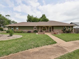 901 N Patterson Dr, Moore, OK 73160