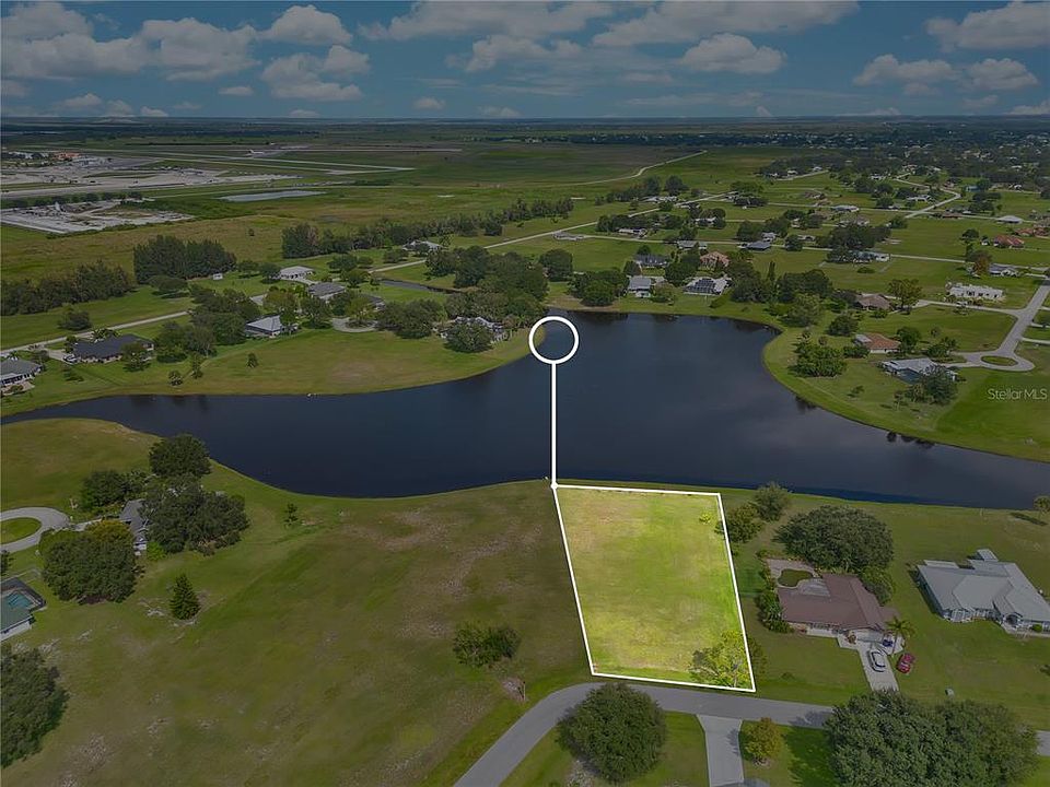 1st image of 320 Arrowhead Dr #12