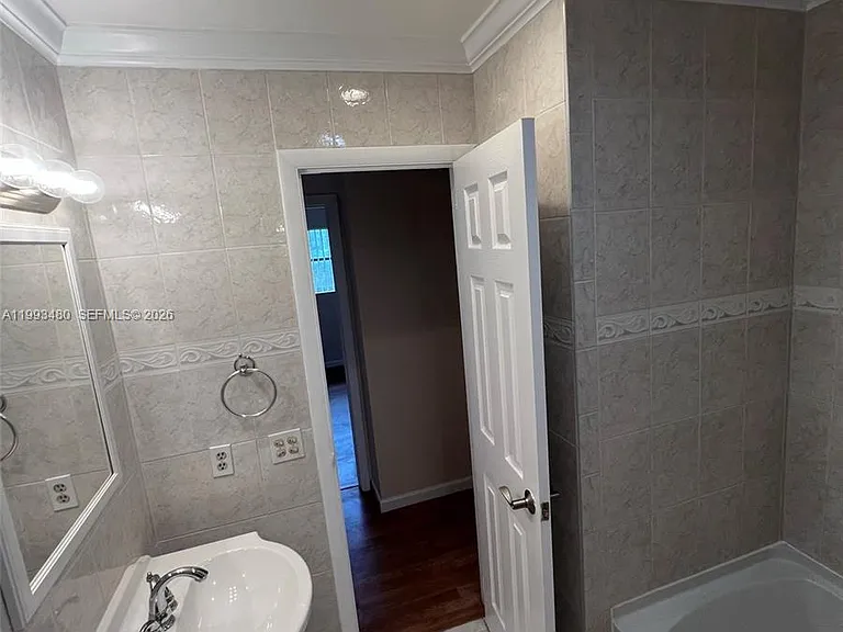 2605 NW 47th Ter #103 — Photo 12