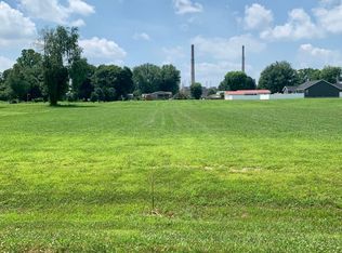 N Cherry St, Racine, OH 45771