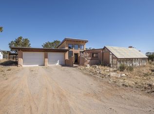 3 Steeplechase Rd, Edgewood, NM 87015
