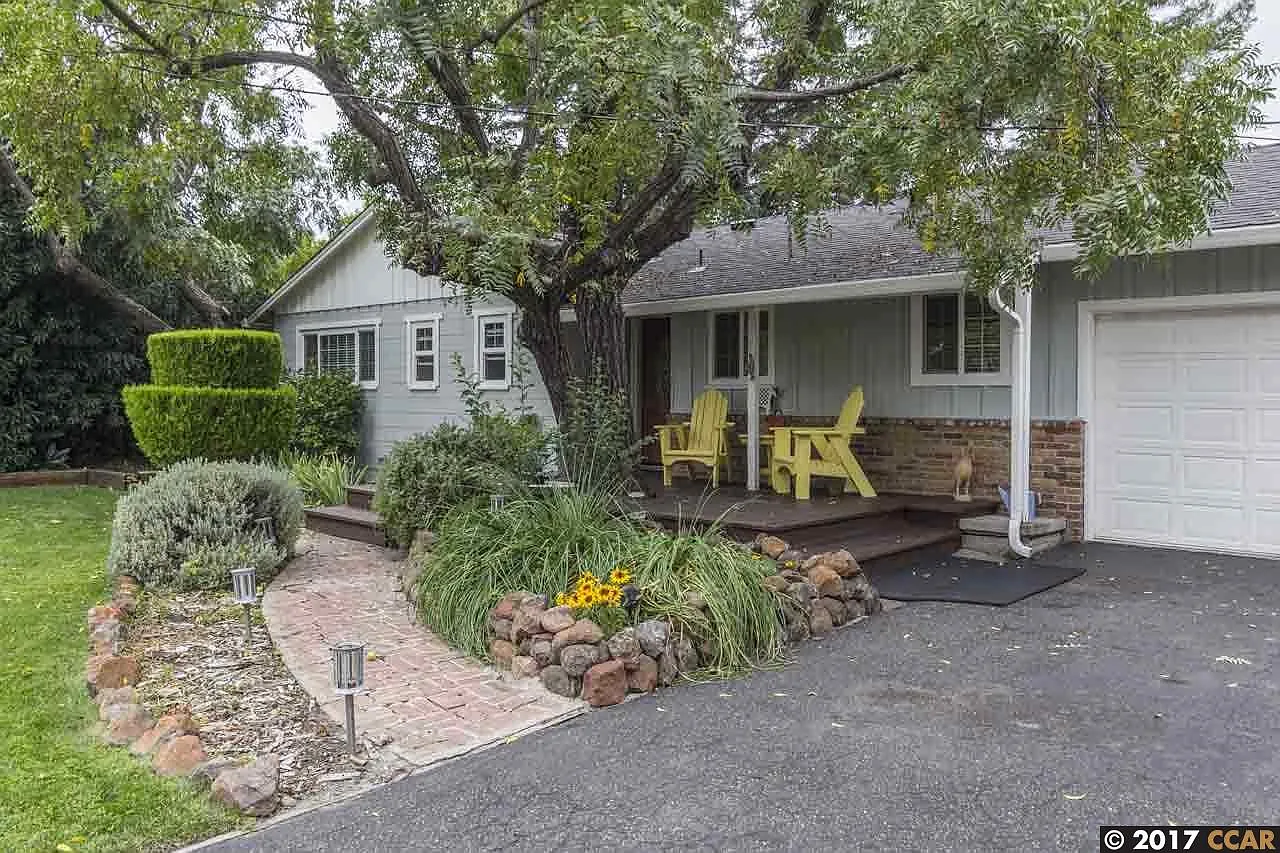 1821 Andrea Ln photo 1