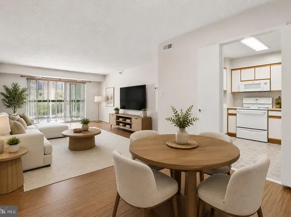 3310 N Leisure World Blvd APT 124, Silver Spring, MD 20906