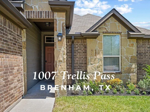 1007 Trellis Pass, Brenham, TX 77833