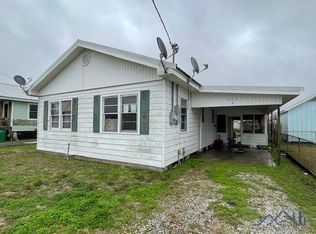 913 Lafourche St, Lockport, LA 70374
