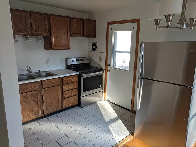 2306 Hoard St #1 — Photo 12