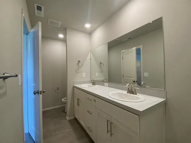 369 Cornwell St — Photo 17