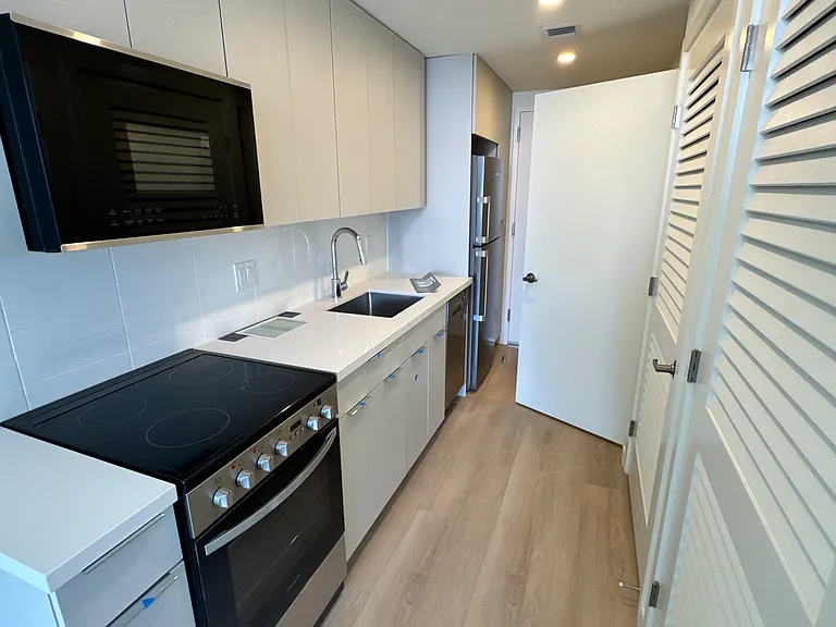 40 NW 3rd St #CS1 — Photo 8