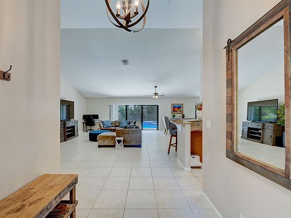 4th image of 2900 Salerno Way