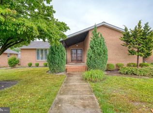 9215 Cornflower Rd, Nottingham, MD 21236