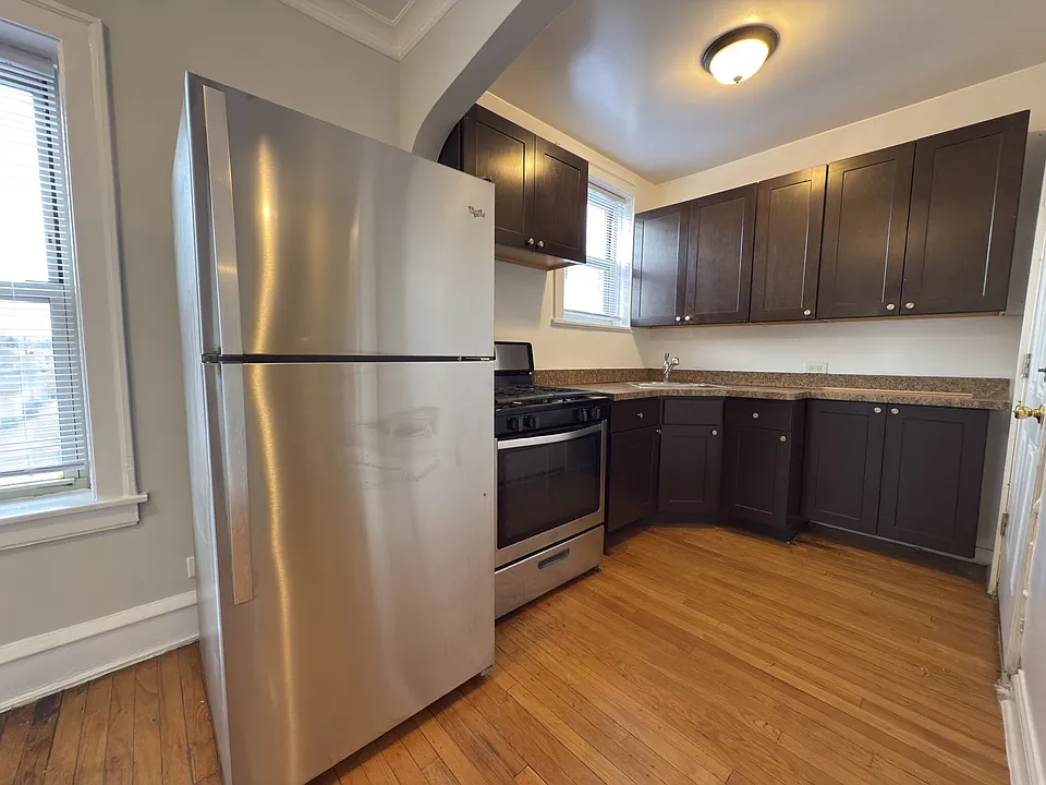 51175 W Montrose Ave #3A