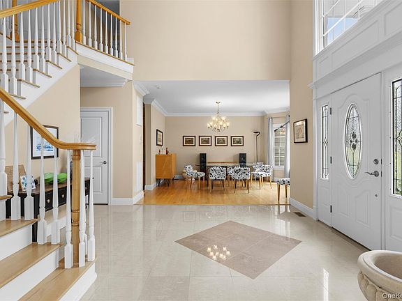4th image of 90 Caiola Court