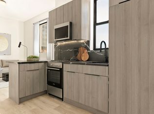 111 Huron St APT 3R, Brooklyn, NY 11222