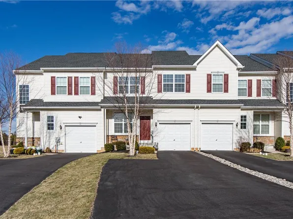 959 King Way, Breinigsville, PA 18031