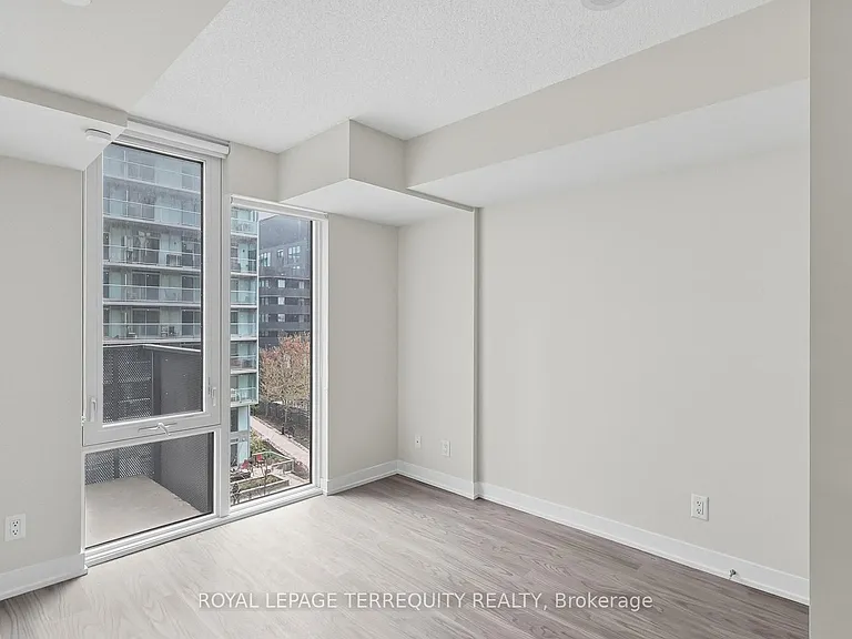 38 Monte Kwinter Ct #527 — Photo 5