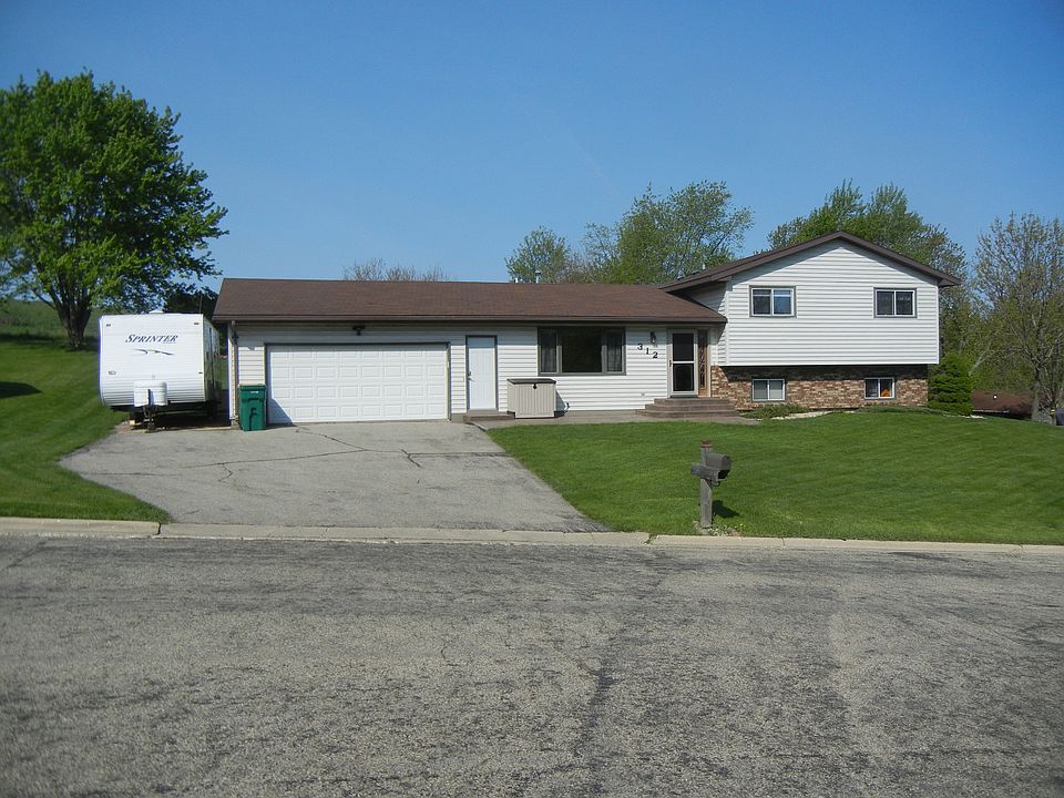 1st image of 312 N Brookwood Dr