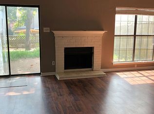 1678 Red Barn Dr, Cordova, TN 38016