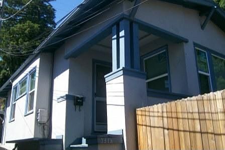 2nd image of 731B Virginia St