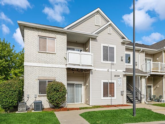 2nd image of 8601 Westown Pkwy Unit 19114