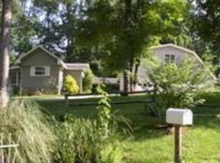 226 Edgewater Dr, Spring City, TN 37381