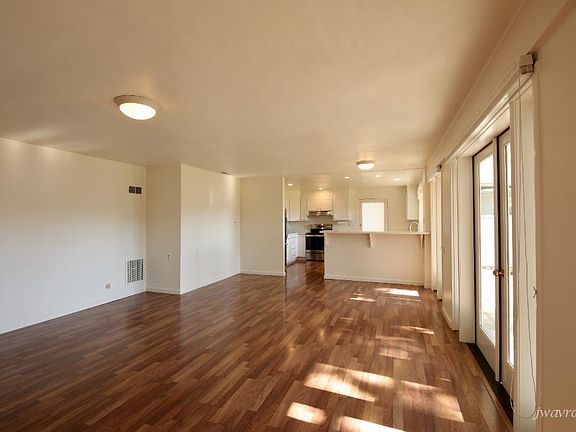 2nd image of 773 Tiburon Blvd #A