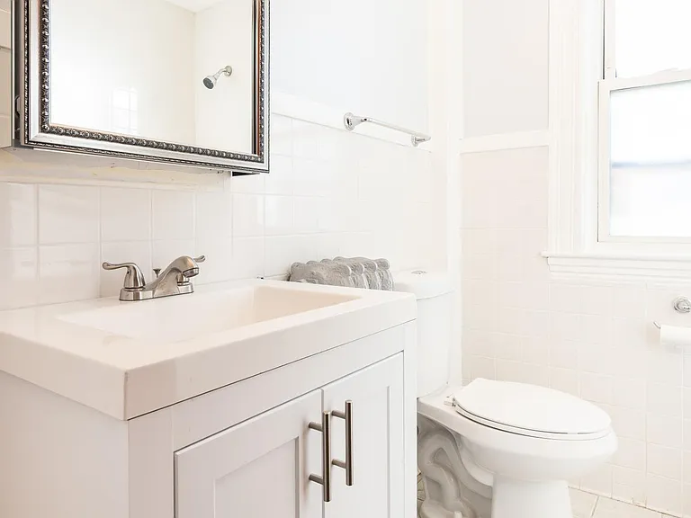 86 Brook St #3 — Photo 12