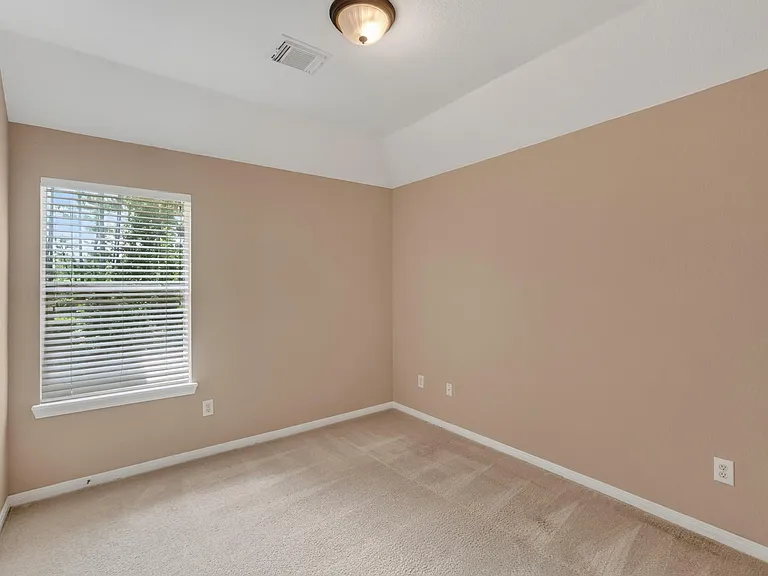 138 Zephyr Bend Pl — Photo 33