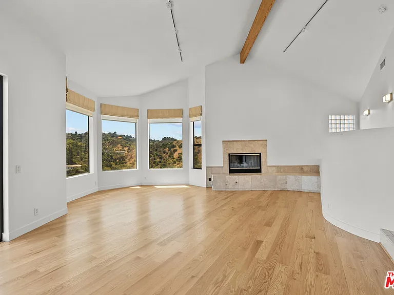 3665 Alta Mesa Dr — Photo 9