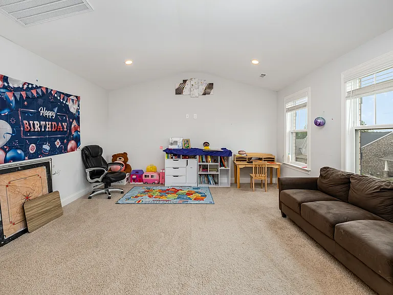 1908 Zack Rd — Photo 17