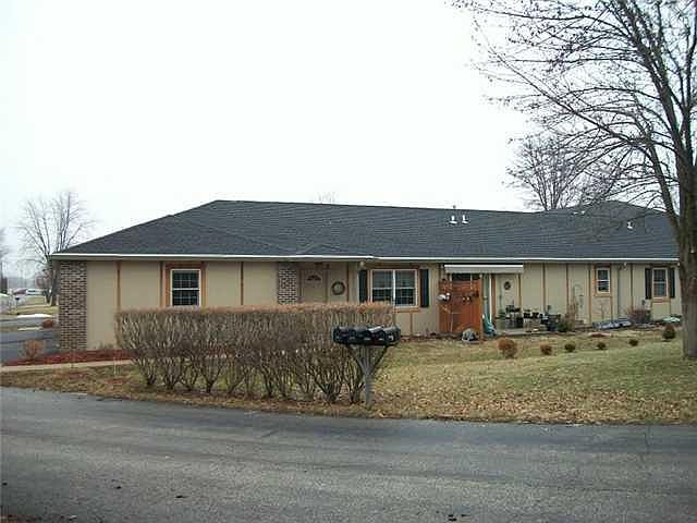 1st image of 408 Glenn Knecht Dr #5