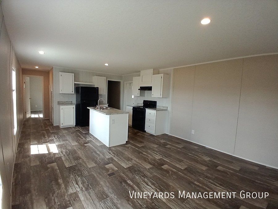 2nd image of 1000 Hunters Mountain Pkwy Lot 1166