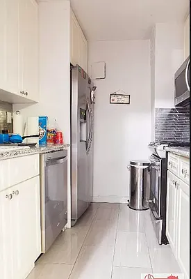 Rented by Cayenne Realty Group | media 30