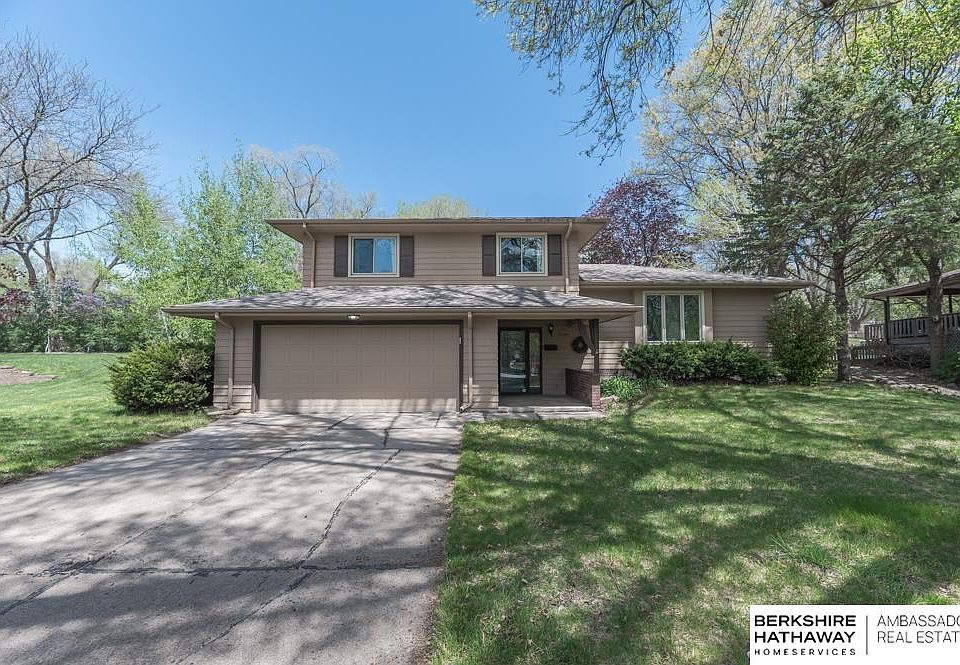 1st image of 9532 Meadow Dr