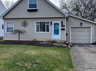 1732 Falls Ave, Cuyahoga Falls, OH