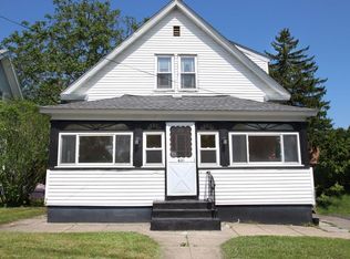 631 Sunderland Rd, Worcester, MA 01604