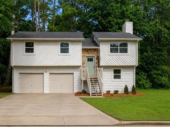 3449 Oak Run Dr, Lithonia, GA 30038