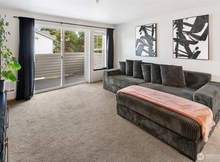 Roseberg Ave Condominiums, Seattle, WA 98168