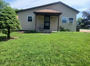 2255 Whitman St, Zanesville, OH 43701
