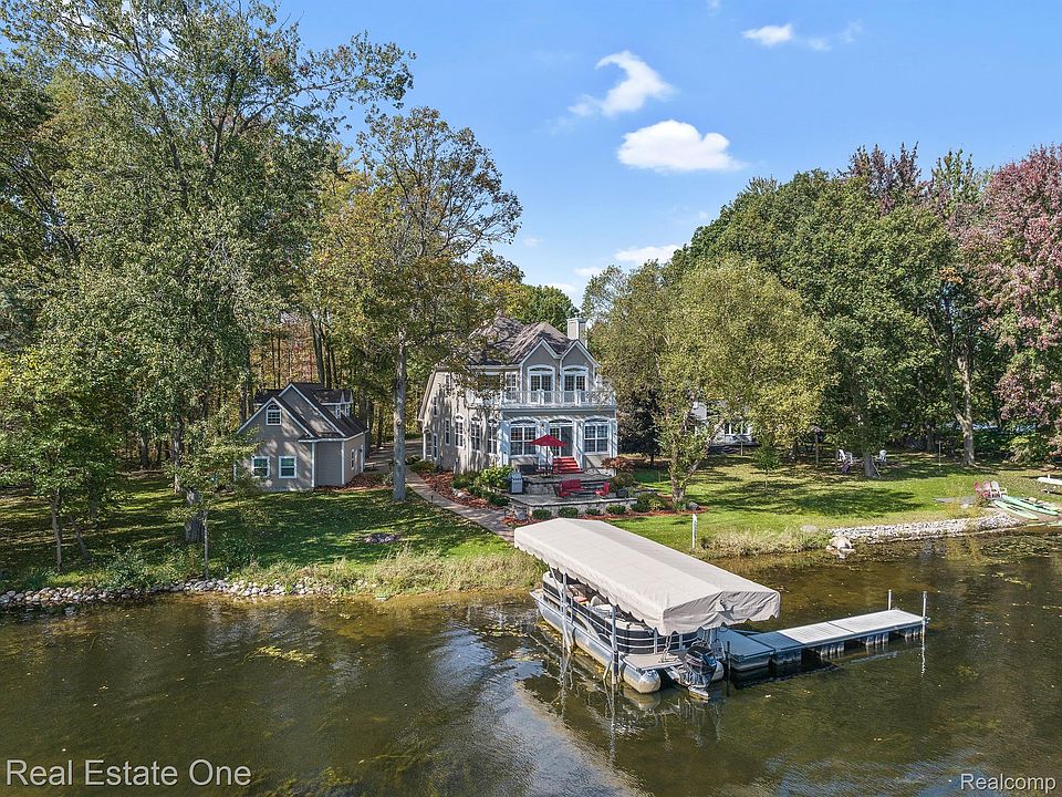 1st image of 11345 Dunlavy Ln