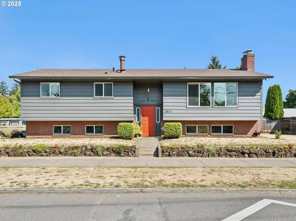 3511 NE Holman St, Portland, OR 97211